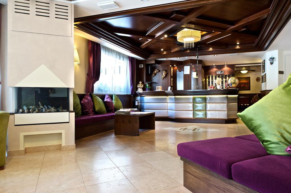 Hotel Malita Arabba Bagian luar foto
