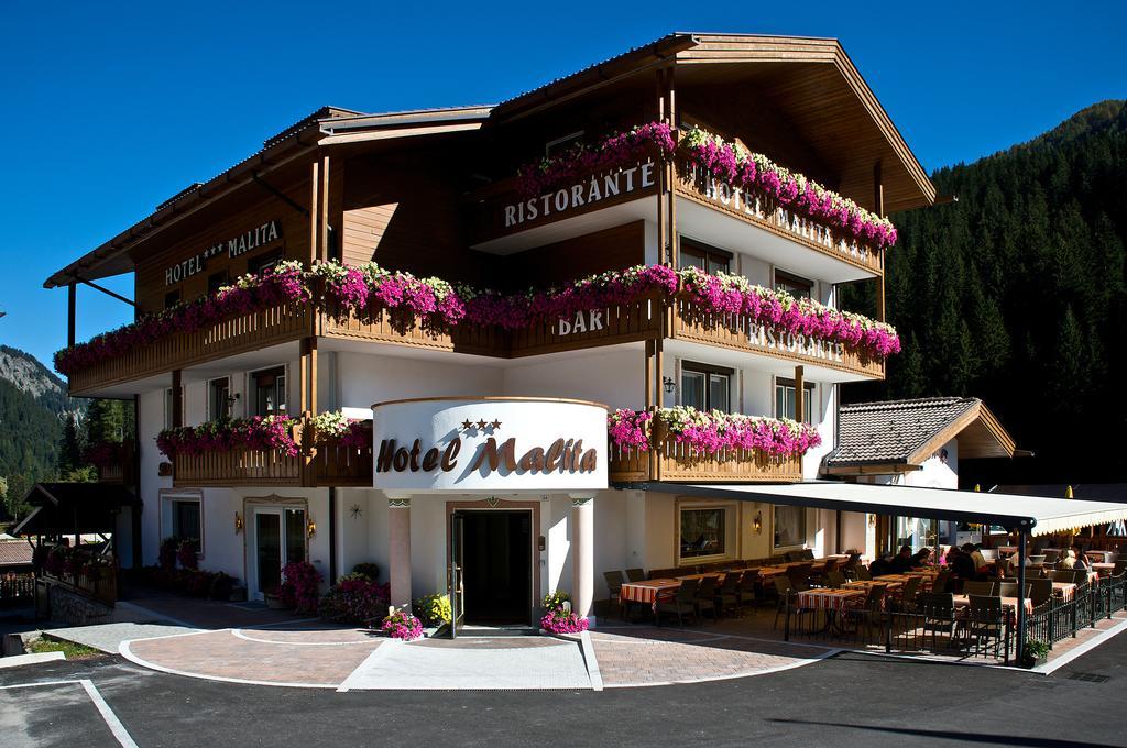 Hotel Malita Arabba Bagian luar foto