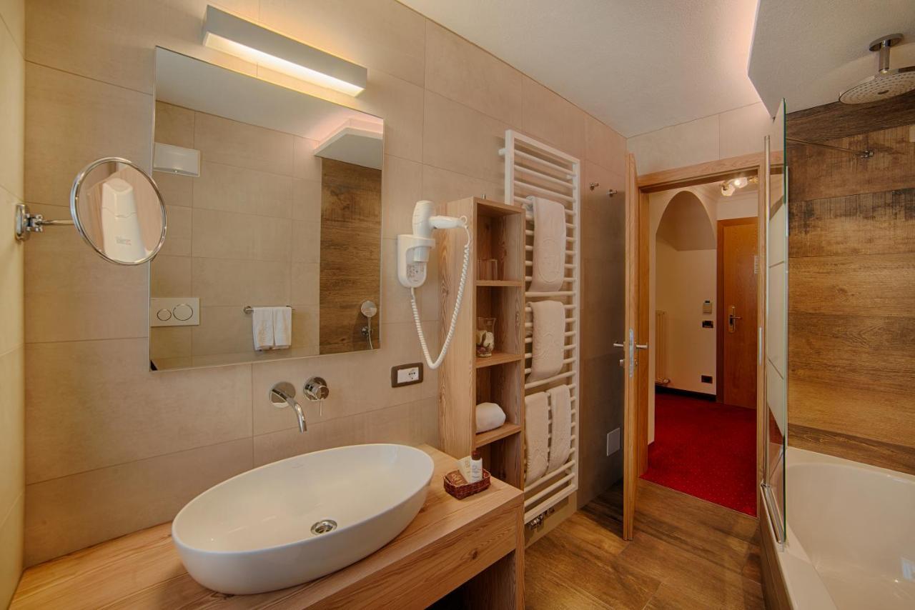 Hotel Malita Arabba Bagian luar foto