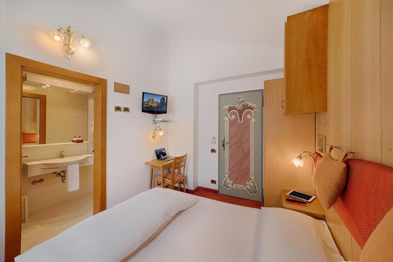 Hotel Malita Arabba Bagian luar foto